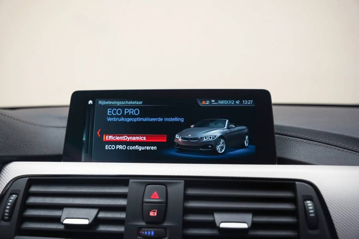 BMW 4 Serie BMW 4-serie CABRIO 420i M Sport High Executive Aut. [ Elektrisch verstelbare stoelen Head-up Keyless Memory seats ]