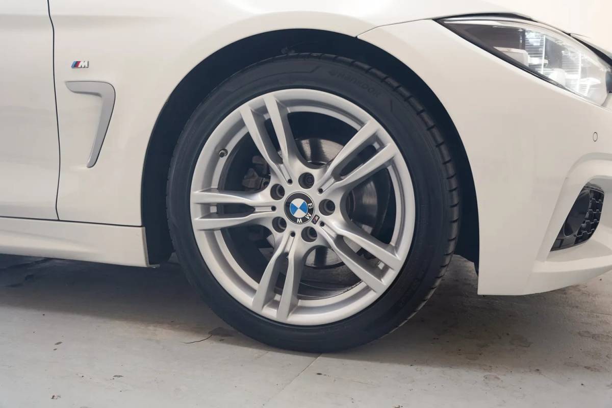 BMW 4 Serie BMW 4-serie CABRIO 420i M Sport High Executive Aut. [ Elektrisch verstelbare stoelen Head-up Keyless Memory seats ]