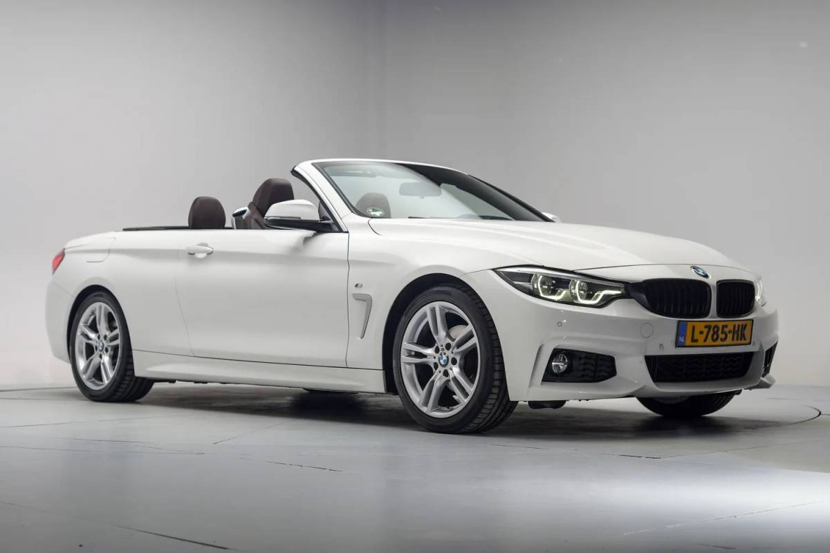 BMW 4 Serie BMW 4-serie CABRIO 420i M Sport High Executive Aut. [ Elektrisch verstelbare stoelen Head-up Keyless Memory seats ]