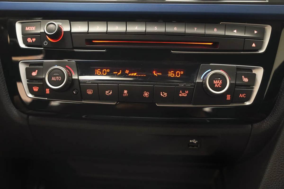 BMW 4 Serie BMW 4-serie CABRIO 420i M Sport High Executive Aut. [ Elektrisch verstelbare stoelen Head-up Keyless Memory seats ]
