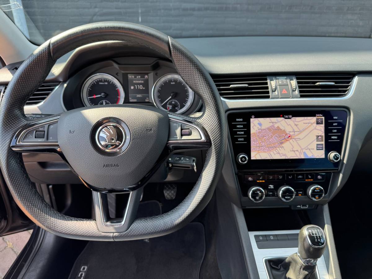 Škoda Octavia Skoda Octavia Combi 1.0 TSI Greentech Business Edition
