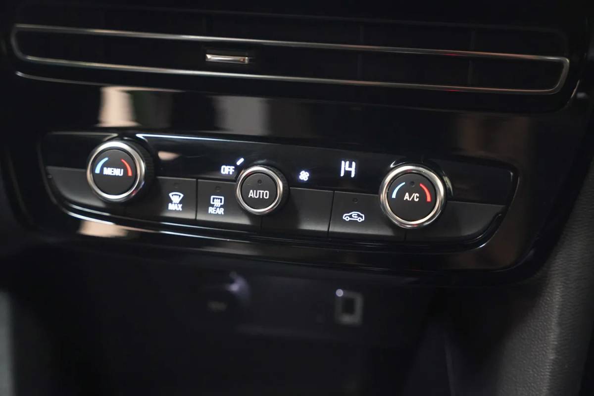 Opel Mokka-e Opel Mokka-e Elegance 50-kWh [ Camera Apple Carplay/Android Auto Climate ]