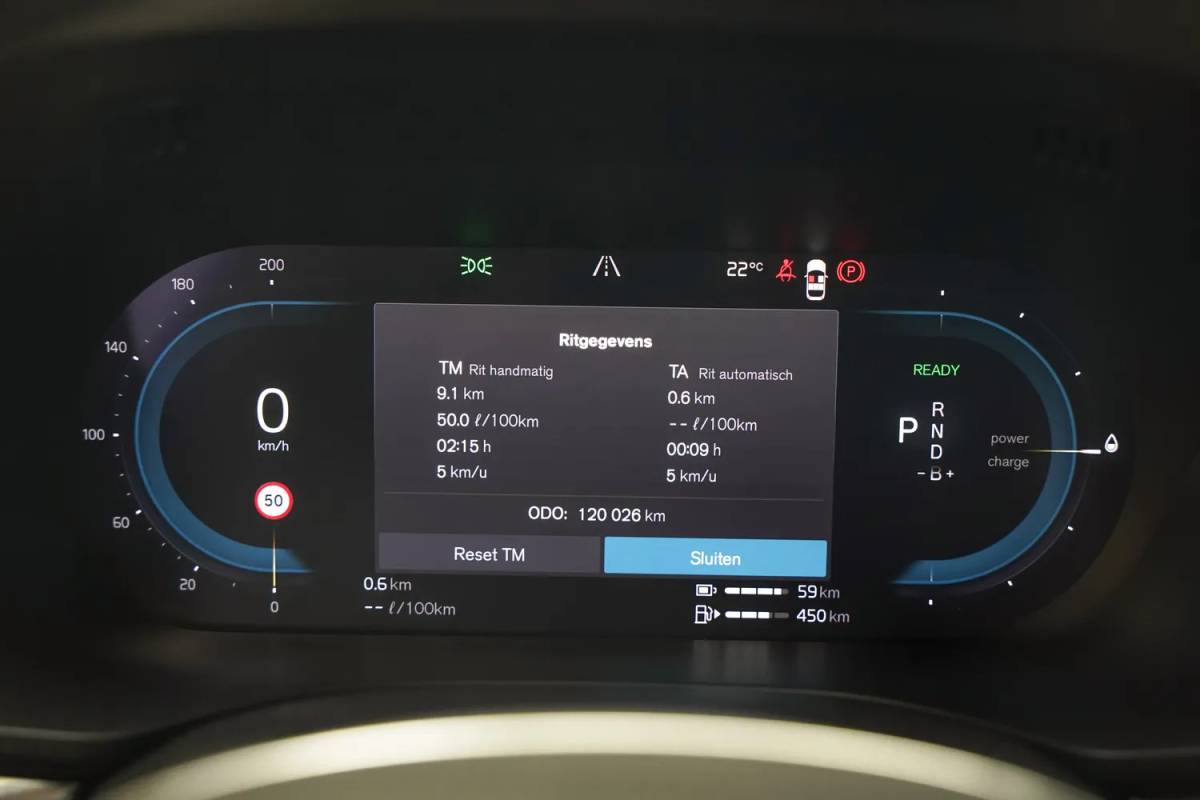 Volvo XC60 Volvo XC60 2.0 T6 AWD Recharge Ultimate Dark [ Panorama Leder Harman/Kardon Stuur-&Stoelverwarming Trekhaak ]