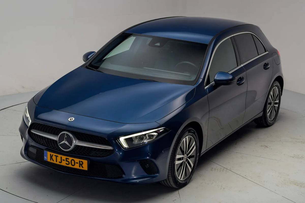 Mercedes-Benz A-Klasse Mercedes-Benz A-Klasse 250e Luxury Line Aut. [ Navi Sfeerverlichting Trekhaak Camera ]