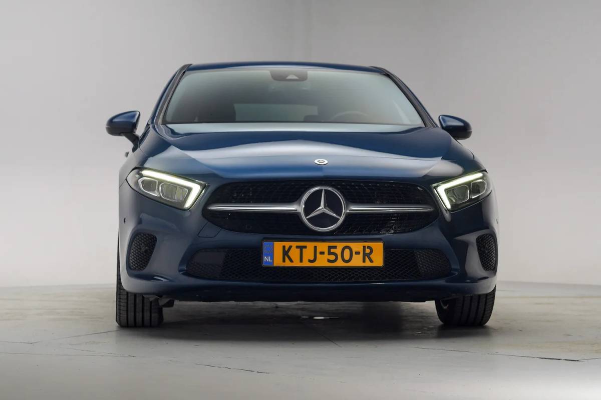 Mercedes-Benz A-Klasse Mercedes-Benz A-Klasse 250e Luxury Line Aut. [ Navi Sfeerverlichting Trekhaak Camera ]