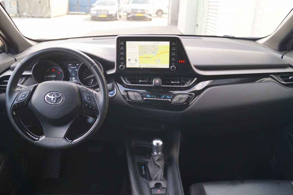 Toyota C-HR Toyota C-HR 1.8 Hybrid Edition -LEER-NAVI-CAM-PDC-ECC-LED-