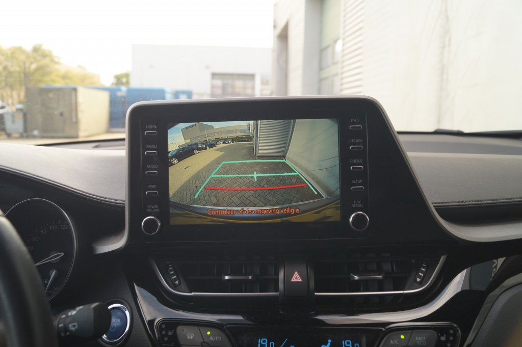 Toyota C-HR Toyota C-HR 1.8 Hybrid Edition -LEER-NAVI-CAM-PDC-ECC-LED-