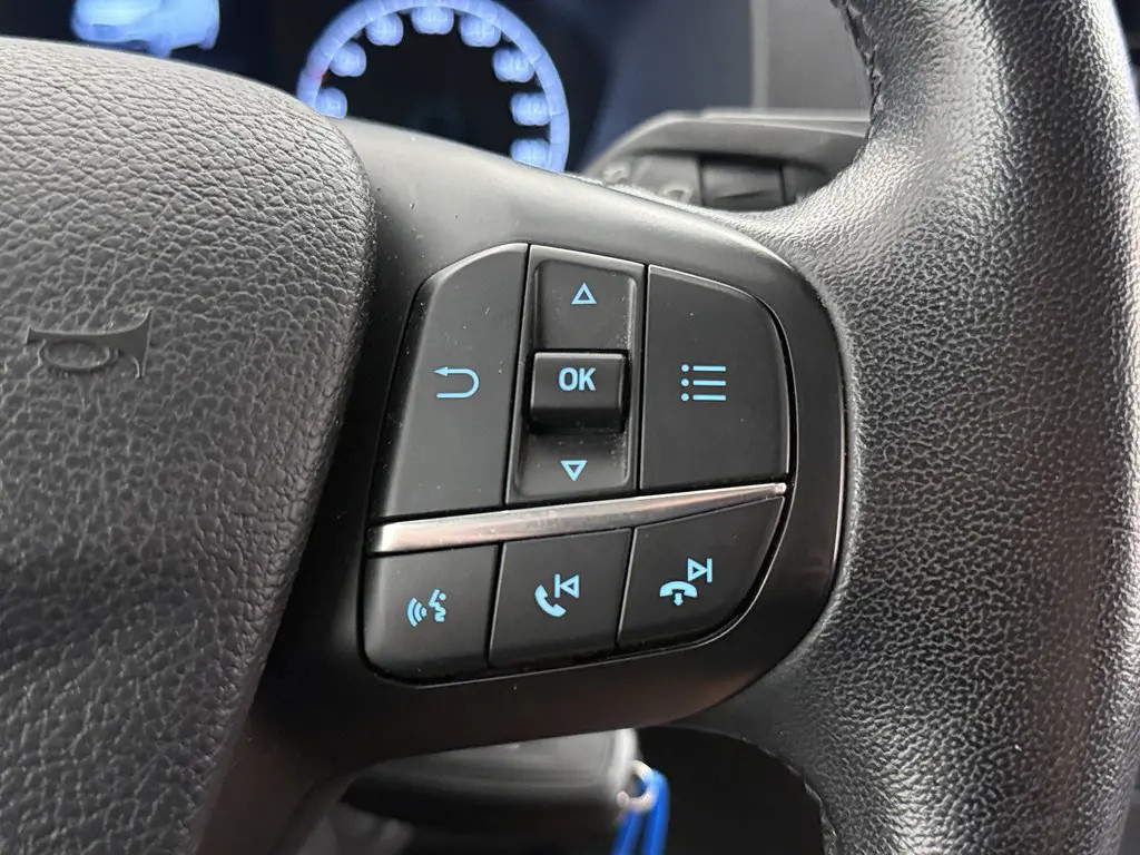 Ford Transit Custom Ford Transit Custom 320 2.0 TDCI L1H1 Sport AUT. Sport | 185pk! | 5 Pers. | Winterpakket | Navi | Clima | Trehaak | PDC |  08-2022 56.854 KM