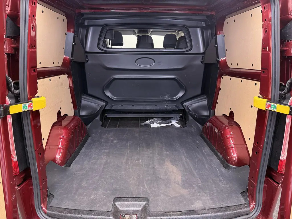 Ford Transit Custom Ford Transit Custom 320 2.0 TDCI L1H1 Sport AUT. Sport | 185pk! | 5 Pers. | Winterpakket | Navi | Clima | Trehaak | PDC |  08-2022 56.854 KM