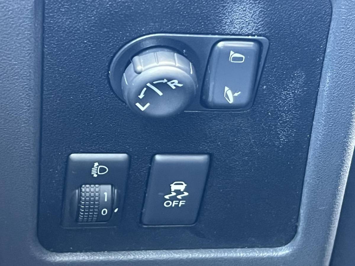 Nissan QASHQAI Nissan Qashqai 2.0 Connect Edition Trekhaak / Panoramadak / navi / netjes onderhouden / winterset