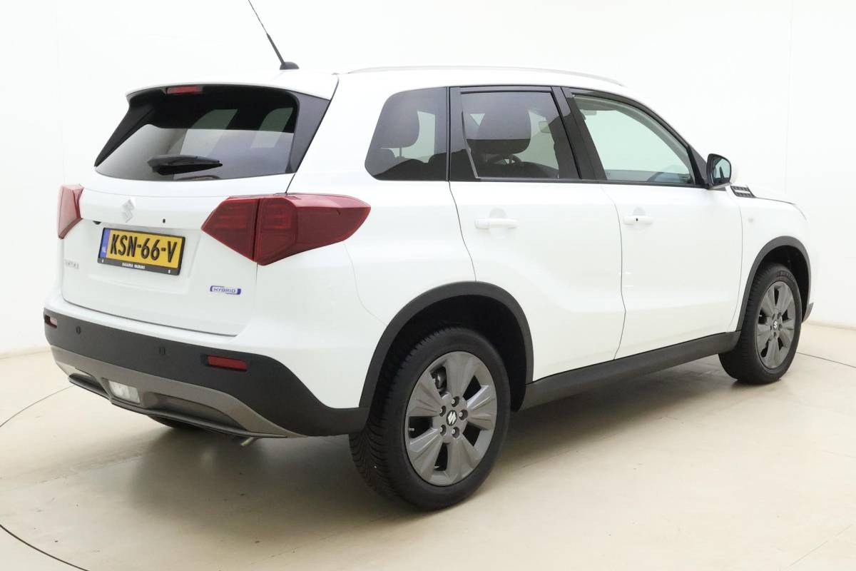 Suzuki Vitara Suzuki Vitara 1.4 Boosterjet Smart Hybrid AllGrip Select 110pk | Automaat | Navigatie | Climate Control | Cruise Control Adaptief | Camera | Stoelverwarming | Lichtmetalen Velgen | Apple Carplay – Android Auto