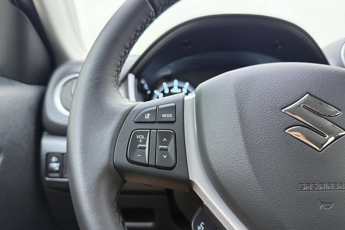 Suzuki Vitara Suzuki Vitara 1.4 Boosterjet Smart Hybrid AllGrip Select 110pk | Automaat | Navigatie | Climate Control | Cruise Control Adaptief | Camera | Stoelverwarming | Lichtmetalen Velgen | Apple Carplay – Android Auto