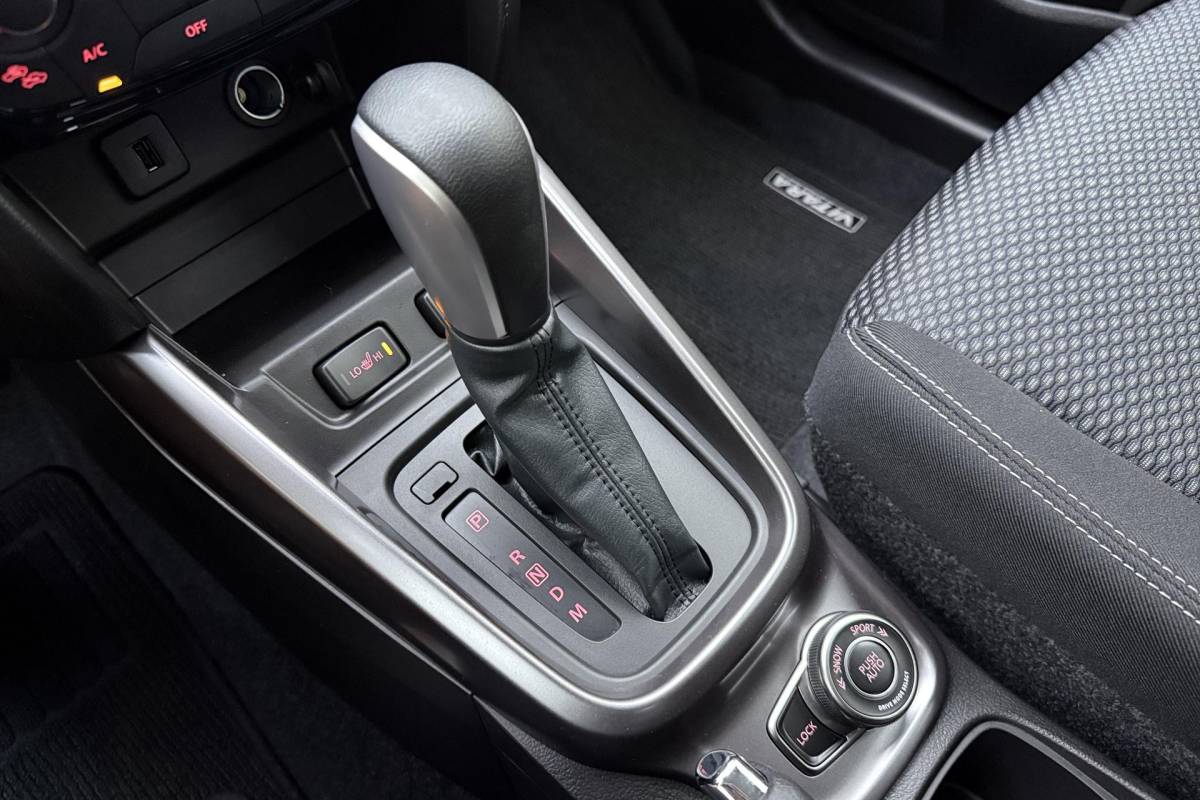 Suzuki Vitara Suzuki Vitara 1.4 Boosterjet Smart Hybrid AllGrip Select 110pk | Automaat | Navigatie | Climate Control | Cruise Control Adaptief | Camera | Stoelverwarming | Lichtmetalen Velgen | Apple Carplay – Android Auto