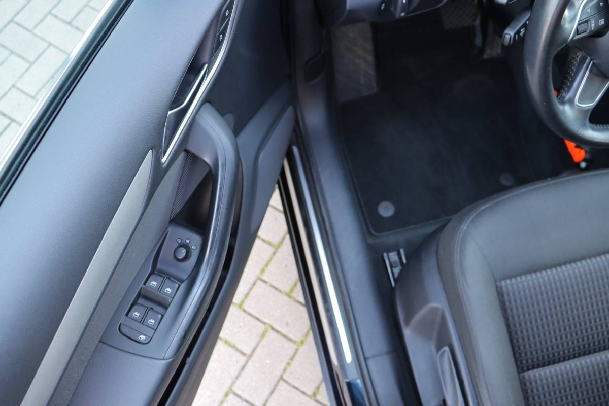 Audi Q3 Audi Q3 2.0 TFSI quattro Pro Line | NAP | Clima | Navi | Airco | Cruise | Sensoren V+A | LM Velgen |