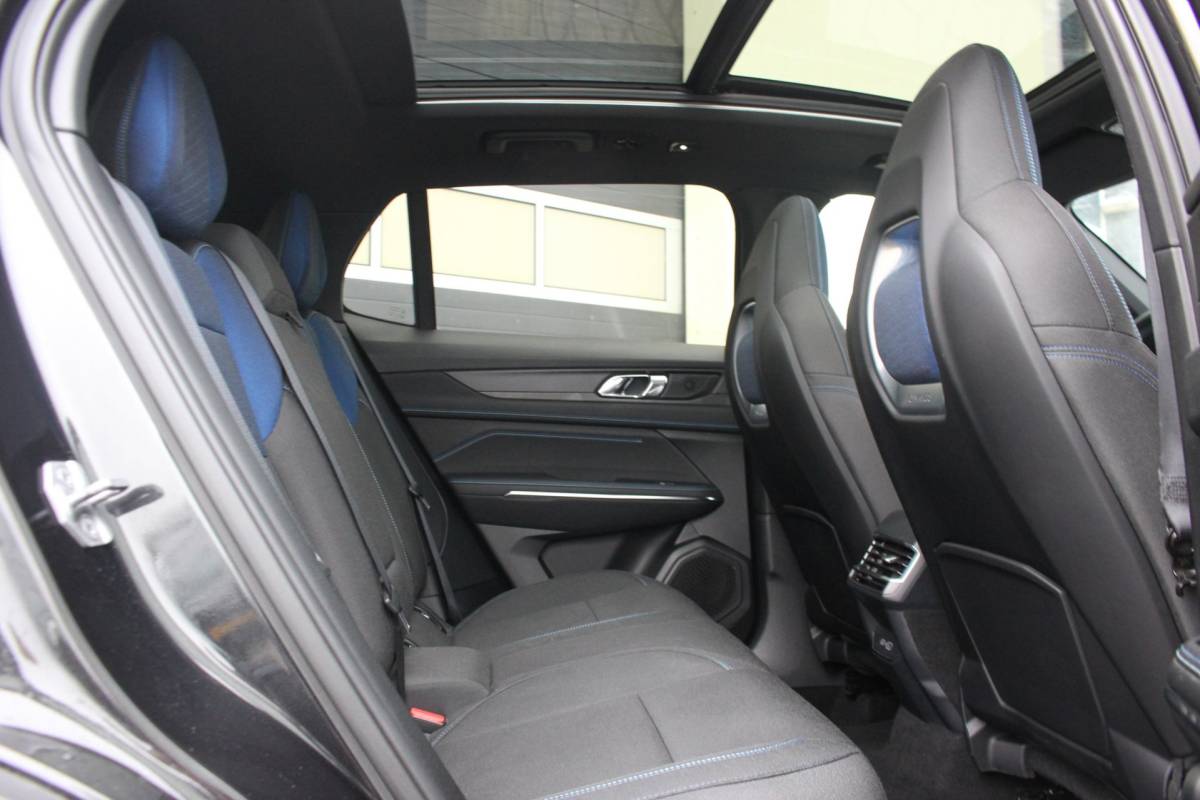Lynk & Co 01 Lynk & Co 01 1.5 PHEV Plug-in hybrid | Trekhaak| Donkere Hemelbekleding |