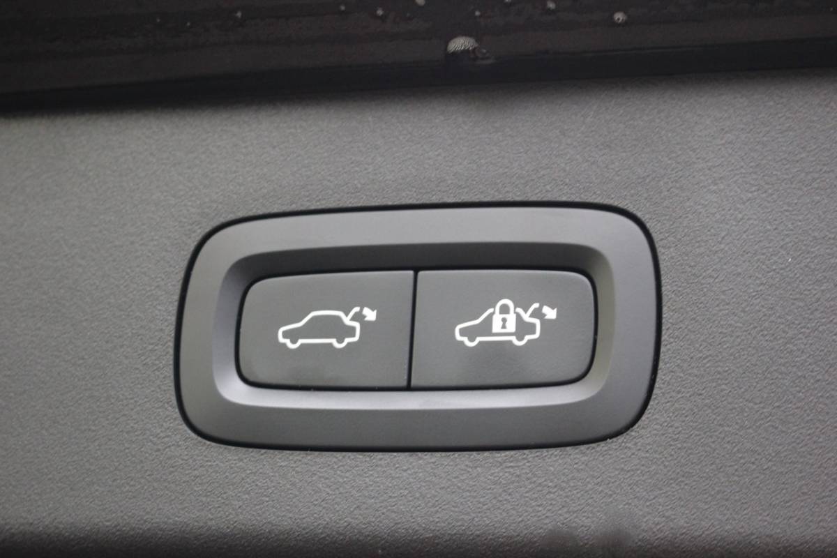 Lynk & Co 01 Lynk & Co 01 1.5 PHEV Plug-in hybrid | Trekhaak| Donkere Hemelbekleding |