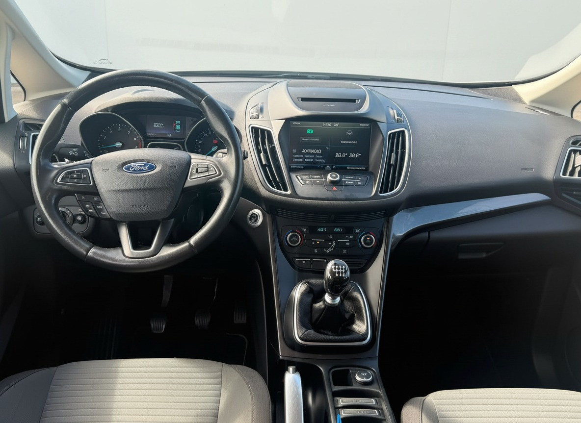 Ford C-MAX Ford C-Max 1.0 Titanium | Sensoren | Airco | Navigatie