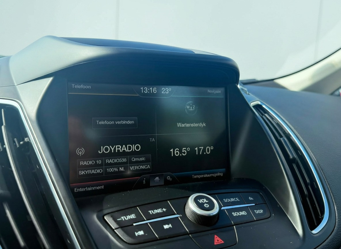Ford C-MAX Ford C-Max 1.0 Titanium | Sensoren | Airco | Navigatie