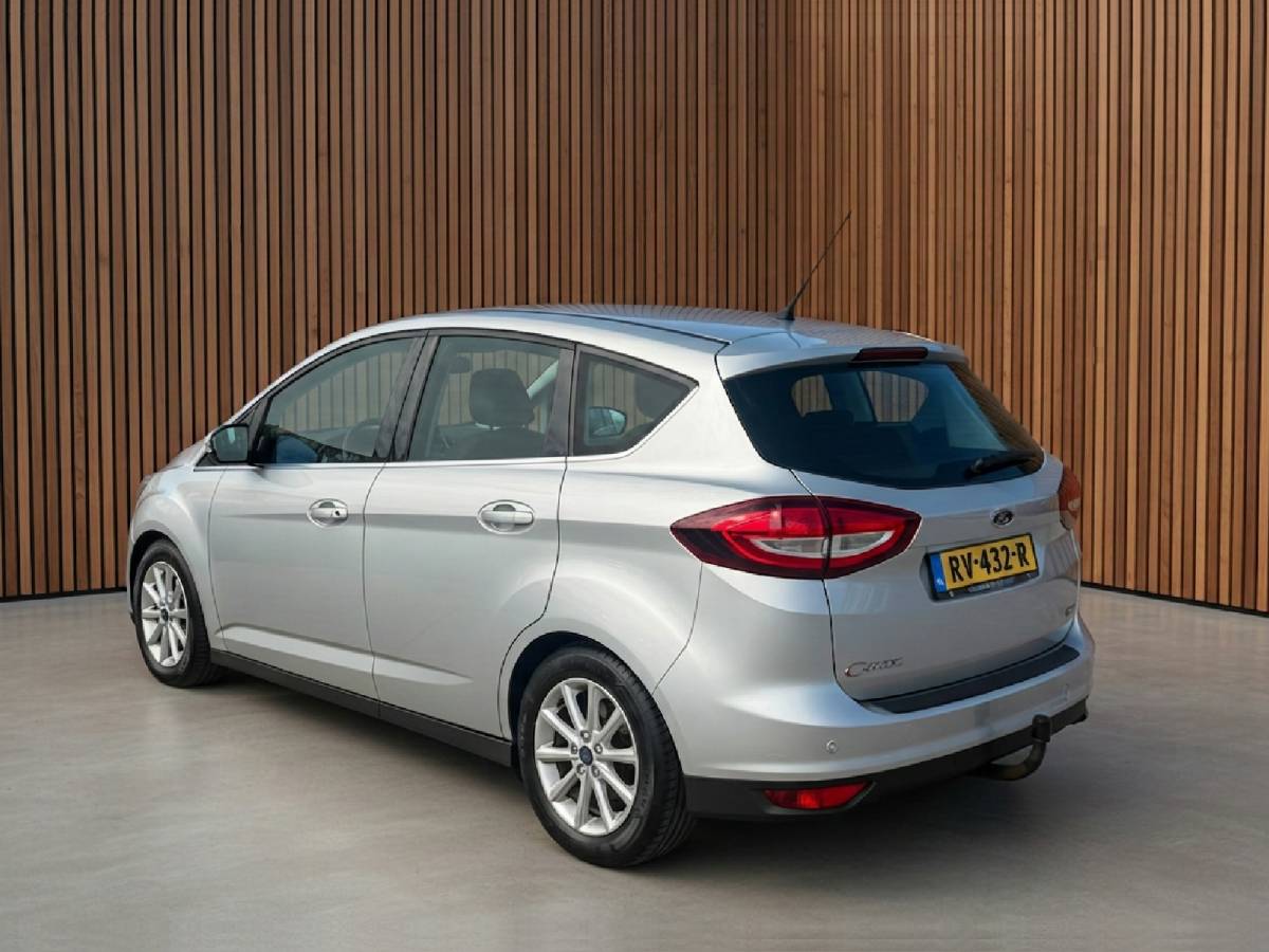 Ford C-MAX Ford C-Max 1.0 Titanium | Sensoren | Airco | Navigatie