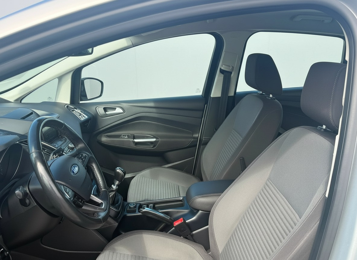 Ford C-MAX Ford C-Max 1.0 Titanium | Sensoren | Airco | Navigatie