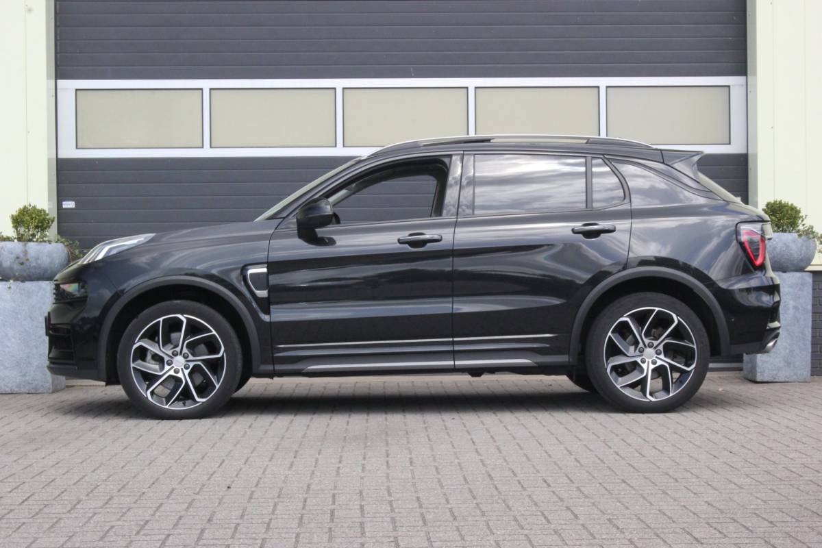 Lynk & Co 01 Lynk & Co 01 1.5 PHEV Plug-in hybrid | NAP | Black Edition| Panoramadak |