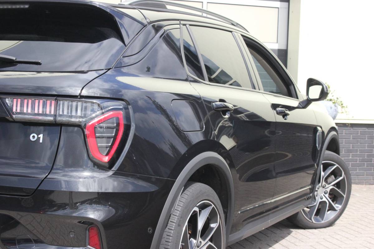 Lynk & Co 01 Lynk & Co 01 1.5 PHEV Plug-in hybrid | NAP | Black Edition| Panoramadak |