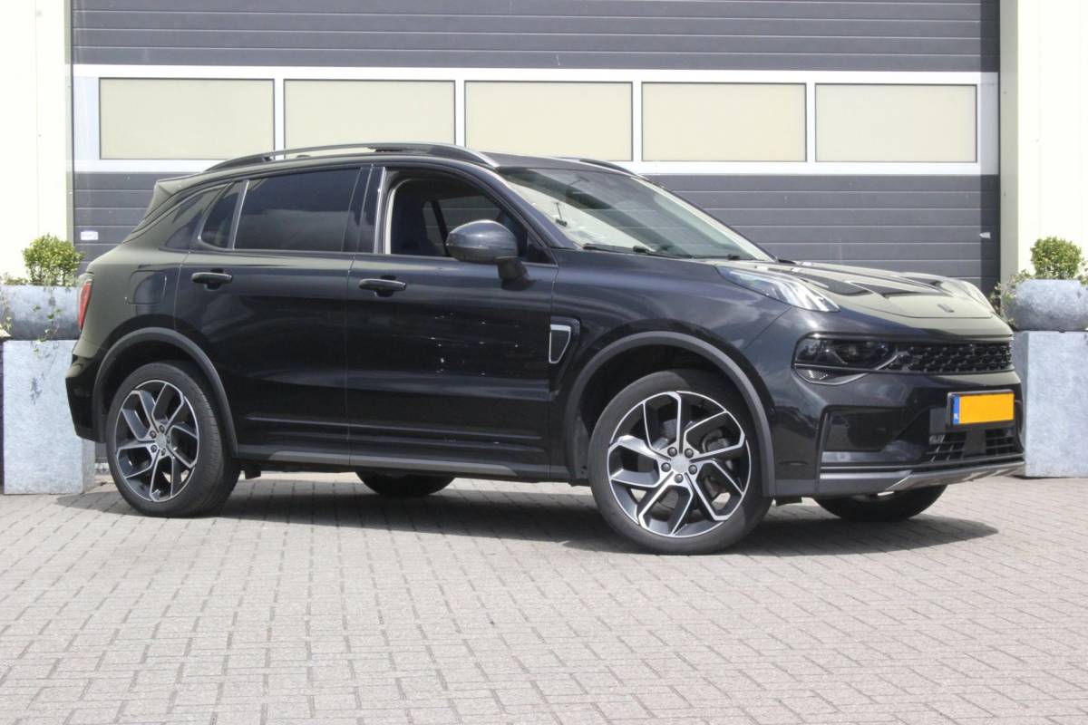 Lynk & Co 01 Lynk & Co 01 1.5 PHEV Plug-in hybrid | NAP | Black Edition| Panoramadak |