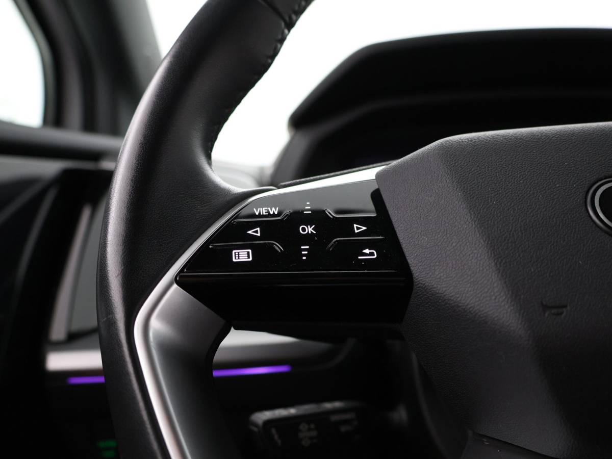 Audi Q4 e-tron Audi Q4 e-tron 40 204pk Launch edition Advanced Plus 77 kWh · SOH 95,9% · Camera · Apple/Android Car Play · Navigatie · Stoelverwarming · Warmtepomp · 20” Inch ·
