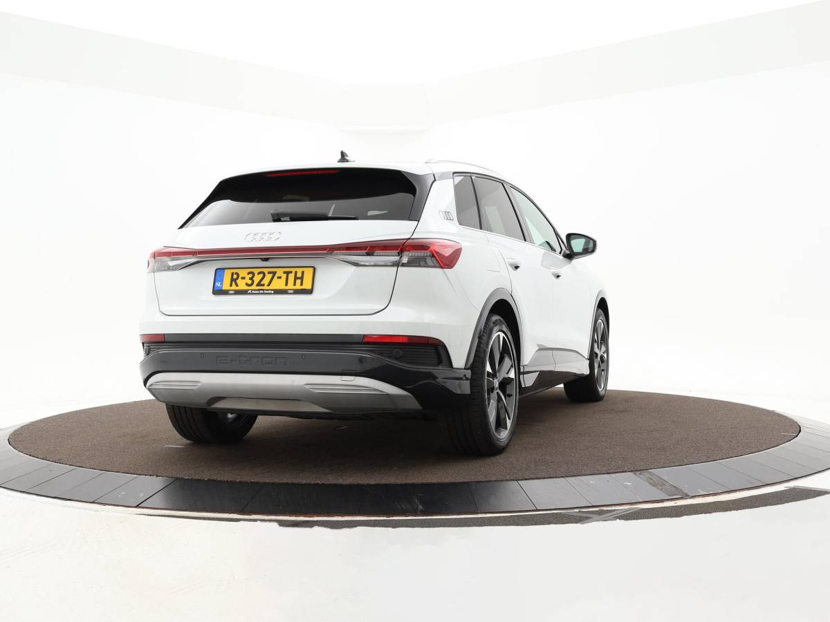 Audi Q4 e-tron Audi Q4 e-tron 40 204pk Launch edition Advanced Plus 77 kWh · SOH 95,9% · Camera · Apple/Android Car Play · Navigatie · Stoelverwarming · Warmtepomp · 20” Inch ·