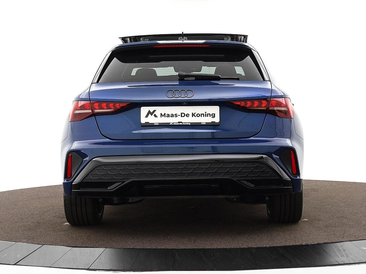 Audi A3 Audi A3 Sportback 1.5 e-hybrid 272pk S-Tronic S edition Competition · Panoramadak · Camera · Leder Nappa · Elek. Bestuurdersstoel · Elek. Achterklep · Garantie t/m 23-10-2030 of 100.000km