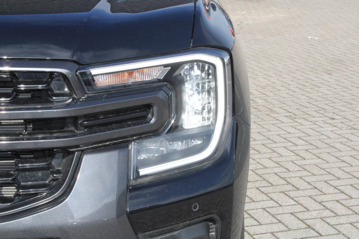 Ford Ranger Ford Ranger 2.0 Double Cab EcoBlue Wildtrak SCI | Trekhaak | Rollertop | Adaptive cruise control | Stoelverwarming | Camera | PROTECT GARANTIE TOT 30/08/2028 OF 50000KM!!