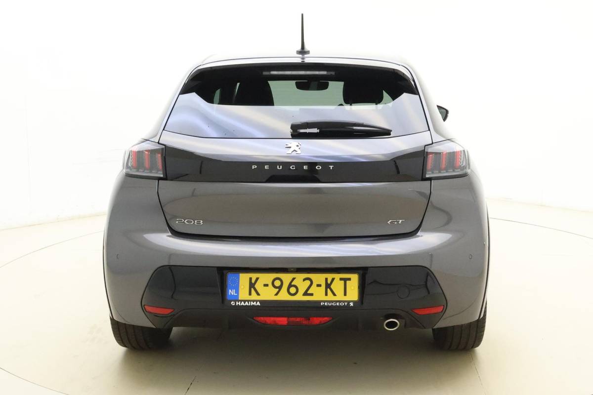 Peugeot 208 Peugeot 208 1.2T 100pk GT 3D-Cockpit l Keyless l | Achteruitrijcamera | LED l Voorstoelen Verwarmd l Apple Carplay & Android Auto 10” l Navigatie l Lichtmetalen Velgen l Parkeersensoren