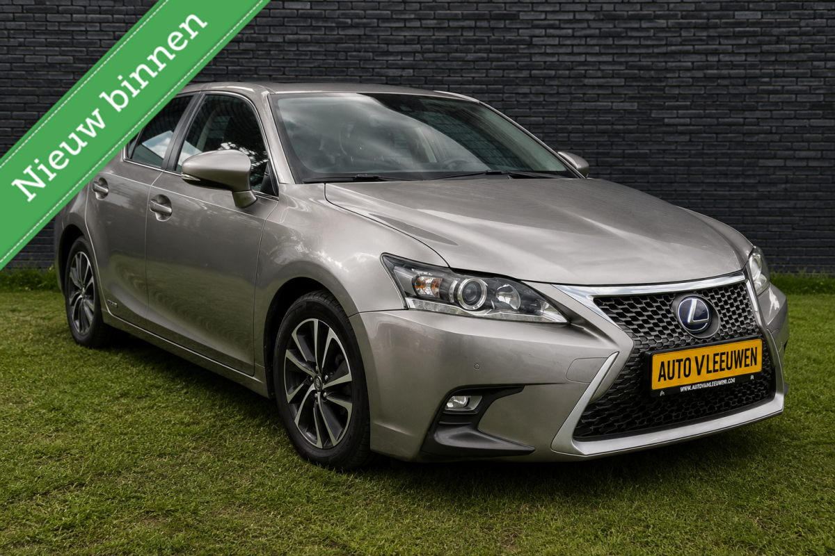 Lexus CT Lexus CT 200h Luxury Line Hybrid NAVI/CAMERA/STOELVW/LEDER/ETC.!