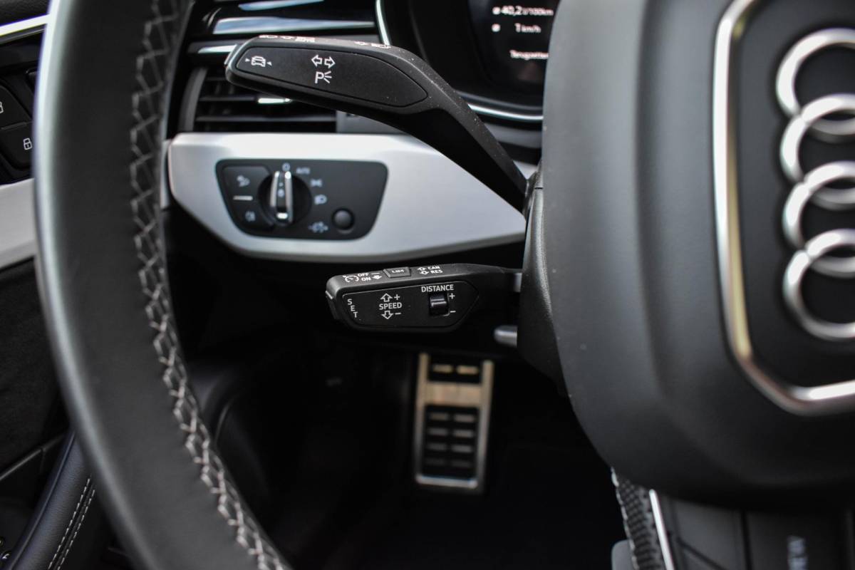 Audi A5 Audi A5 Cabriolet 40 TFSI S edition Leder B&O Elc Stoel Airscarf BTW
