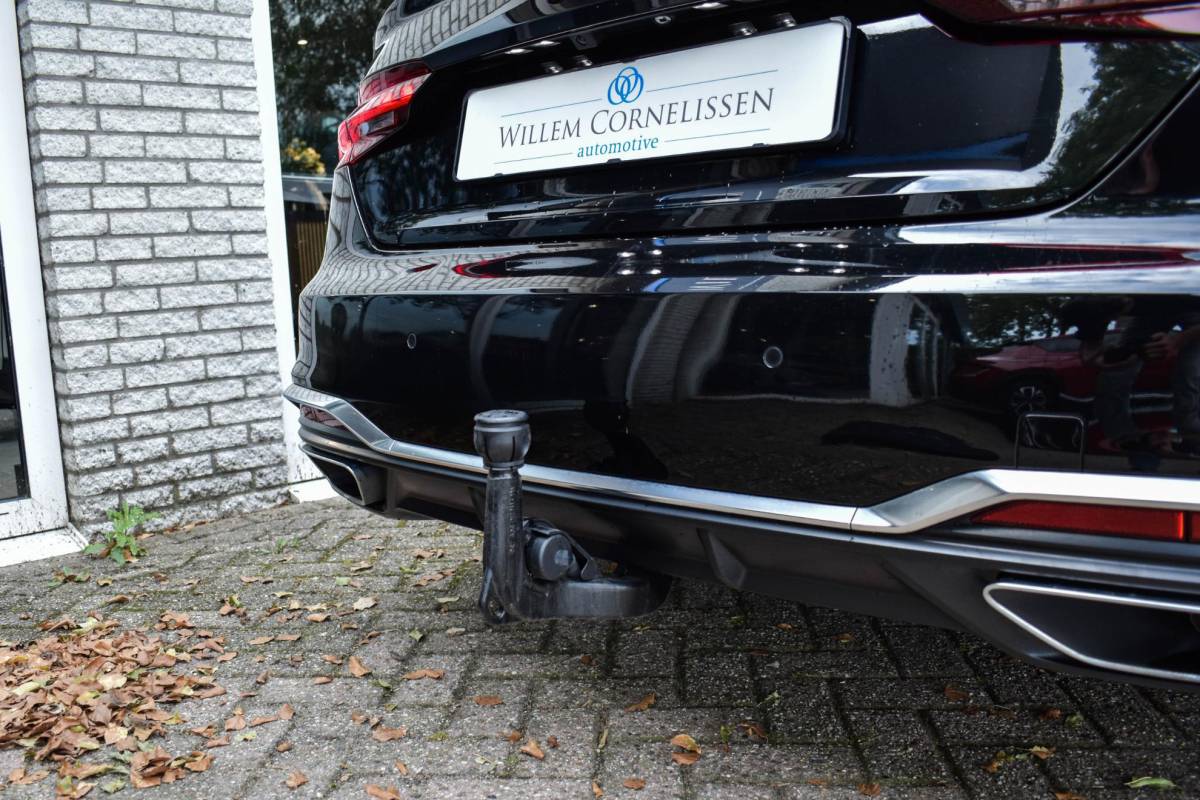 Audi A5 Audi A5 Cabriolet 40 TFSI S edition Leder B&O Elc Stoel Airscarf BTW