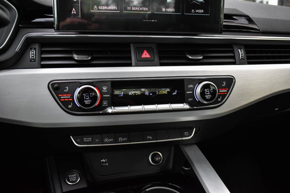 Audi A5 Audi A5 Cabriolet 40 TFSI S edition Leder B&O Elc Stoel Airscarf BTW