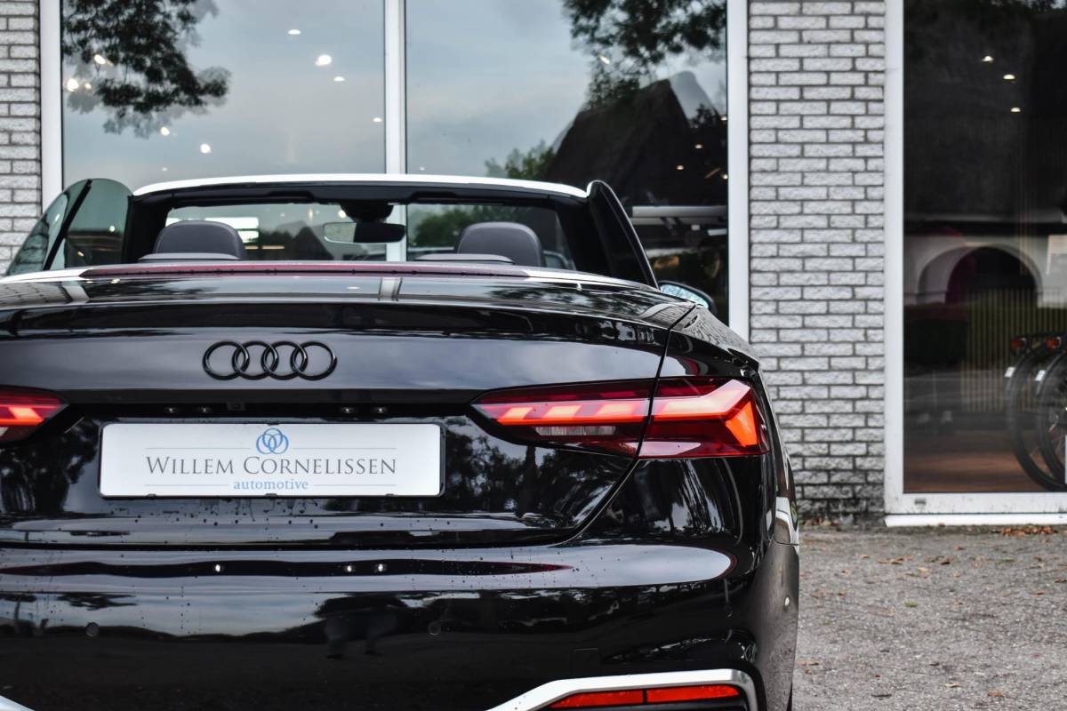 Audi A5 Audi A5 Cabriolet 40 TFSI S edition Leder B&O Elc Stoel Airscarf BTW
