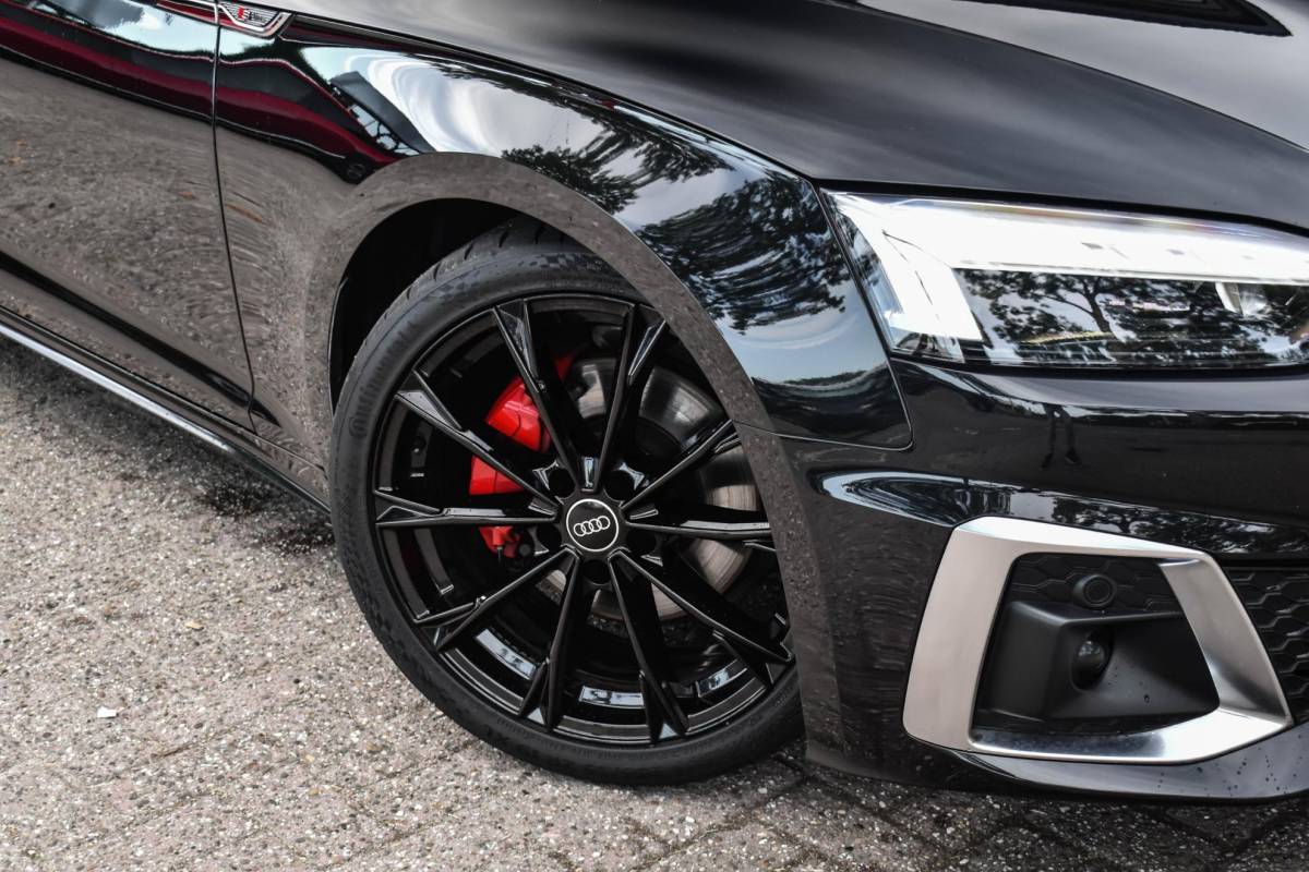Audi A5 Audi A5 Cabriolet 40 TFSI S edition Leder B&O Elc Stoel Airscarf BTW