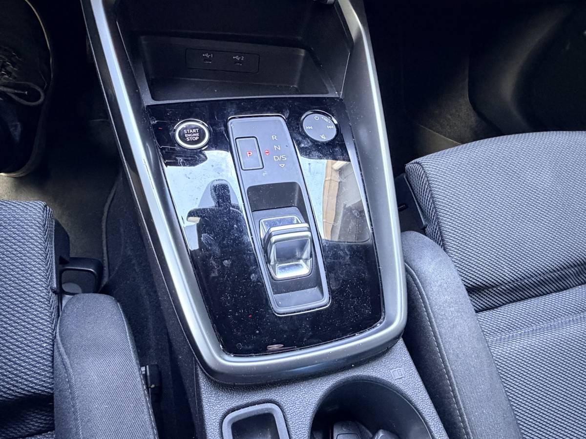 Audi A3 Audi A3 Sportback 30 TFSI Automaat Advanced edition Navigatie Stoelverwarming Sportstoelen Apple Carplay Virtual Cockpit