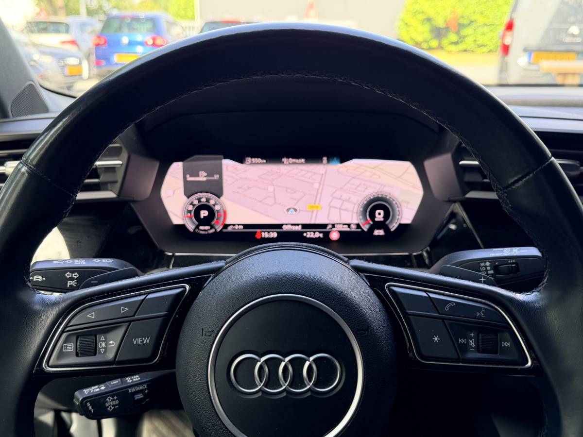 Audi A3 Audi A3 Sportback 30 TFSI Automaat Advanced edition Navigatie Stoelverwarming Sportstoelen Apple Carplay Virtual Cockpit