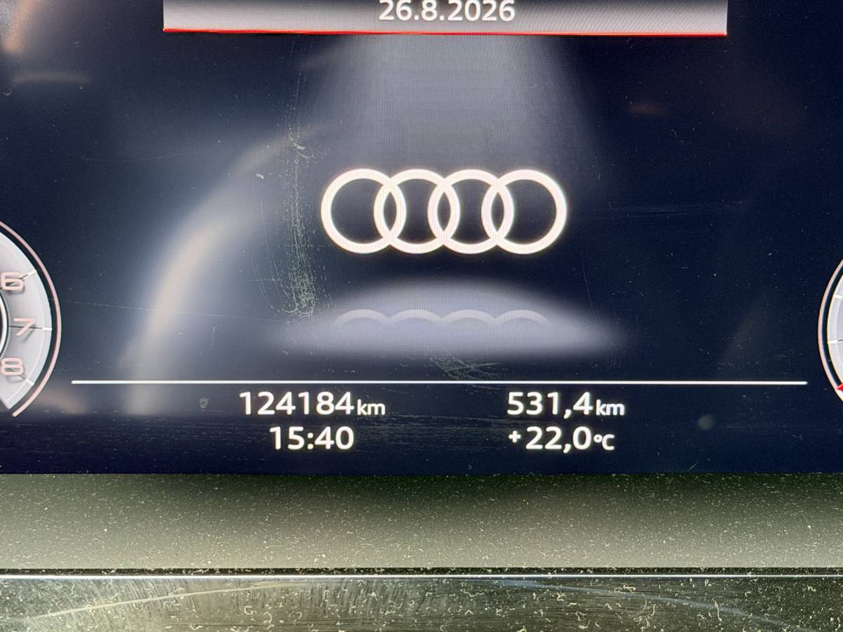 Audi A3 Audi A3 Sportback 30 TFSI Automaat Advanced edition Navigatie Stoelverwarming Sportstoelen Apple Carplay Virtual Cockpit