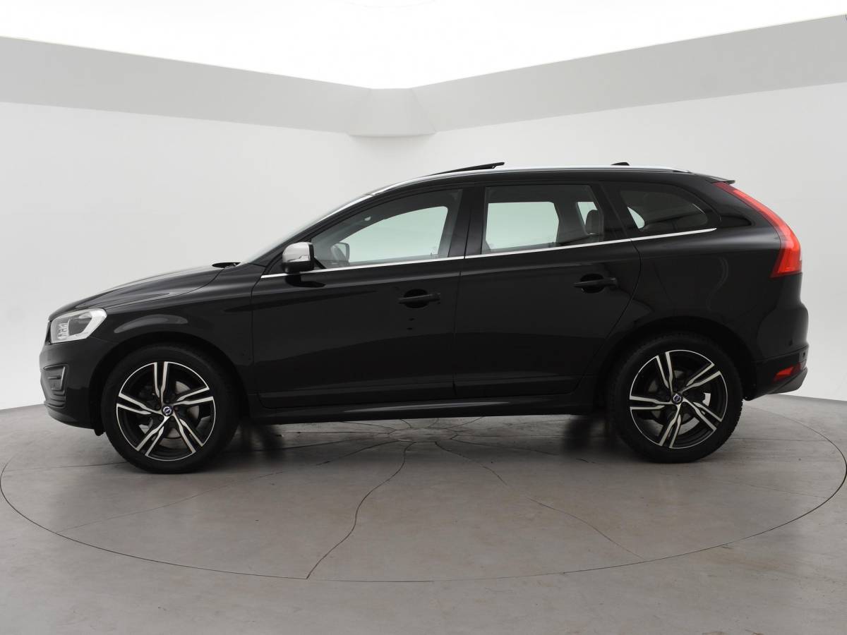 Volvo XC60 Volvo XC60 2.0 T5 245 PK R-DESIGN + LEDER | PANORAMA | AFN. TREKHAAK | 20 INCH LMV | CAMERA | STOEL/STUURVERW.