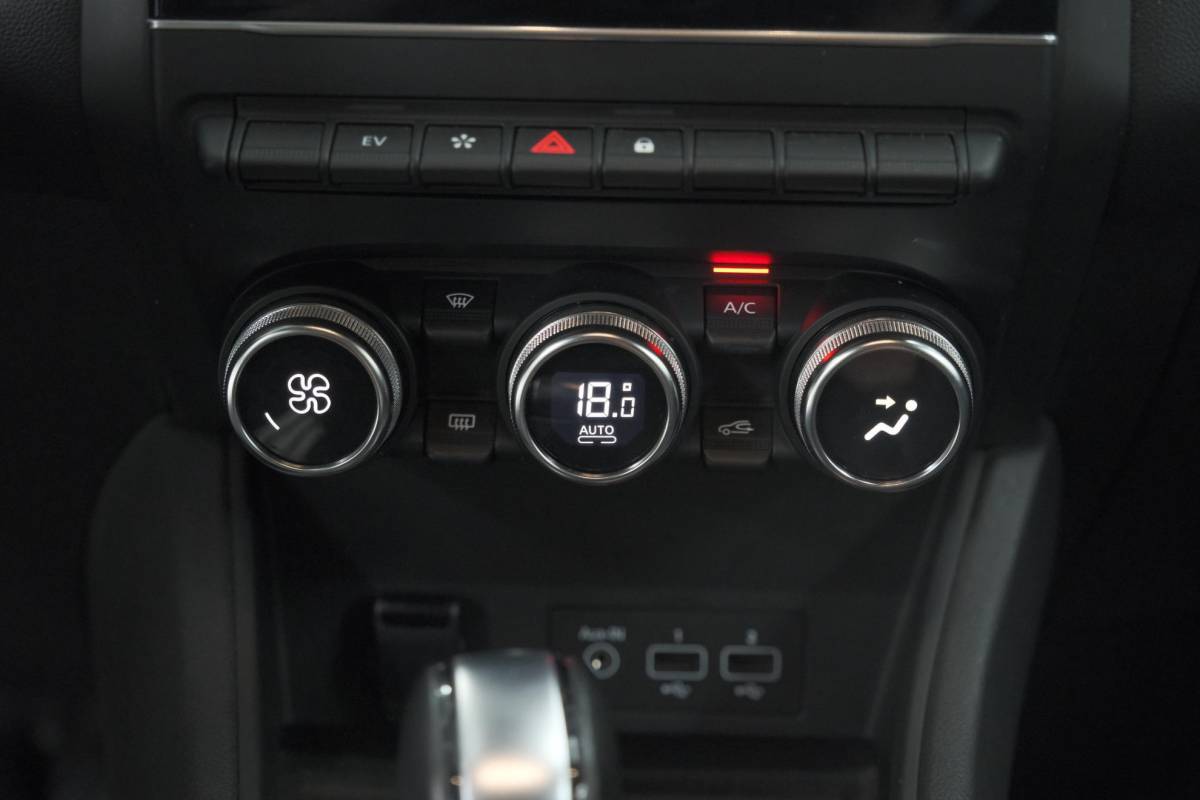 Renault Captur Renault Captur 1.6 E-Tech full hybrid 145 techno | Pack Full Screen | Camera | Navigatie | Parkeersensoren