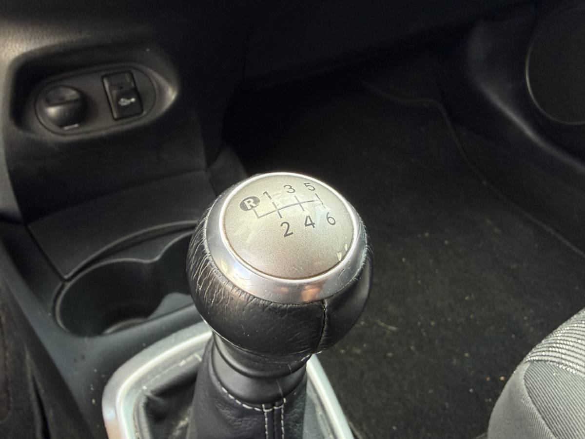 Toyota Yaris Toyota Yaris 1.3 VVT-i Aspiration ✅ Airco ✅ Camera ✅ Bluetooth ✅ Navigatie ✅