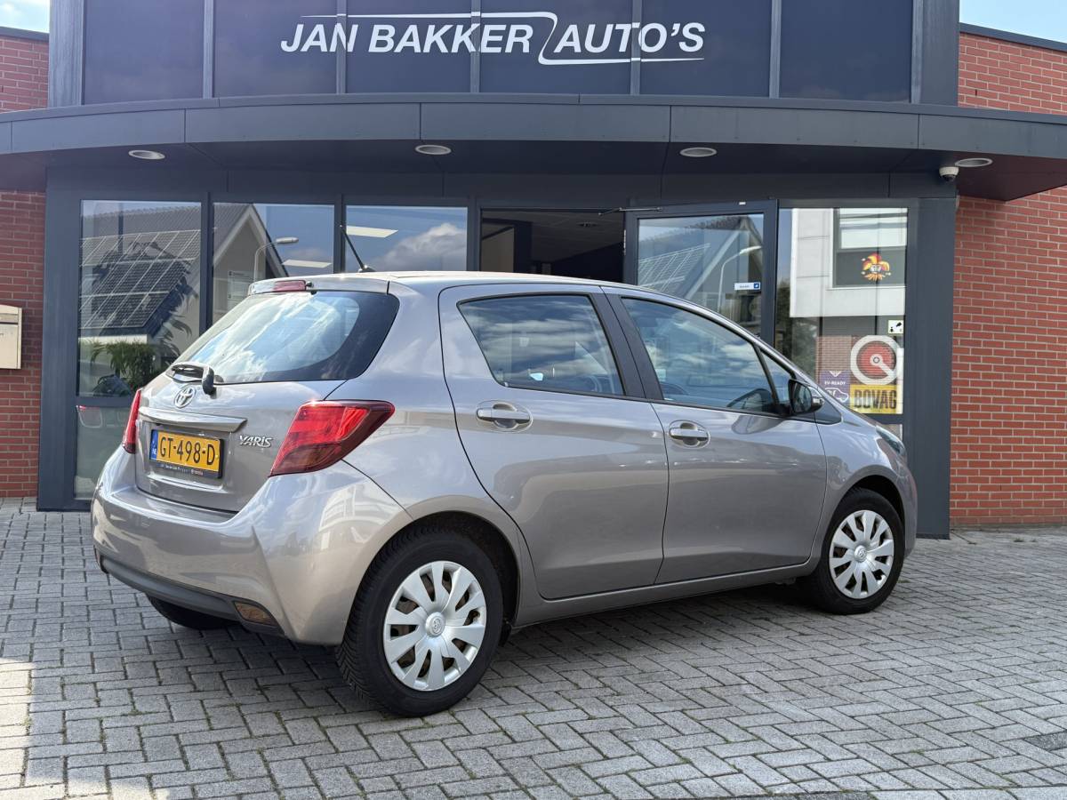 Toyota Yaris Toyota Yaris 1.3 VVT-i Aspiration ✅ Airco ✅ Camera ✅ Bluetooth ✅ Navigatie ✅