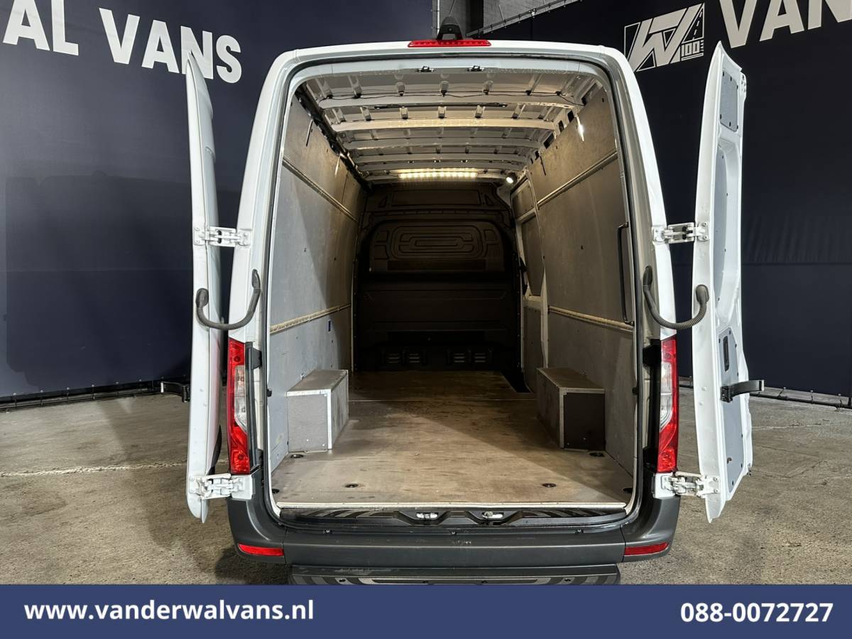 Mercedes-Benz Sprinter Mercedes-Benz Sprinter 315 CDI 150pk L3H2 Euro6 Airco | Camera | Apple Carplay | Cruisecontrol | Chauffeursstoel Android Auto, Stoelverwarming, Bijrijdersbank