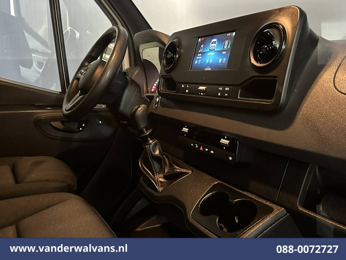 Mercedes-Benz Sprinter Mercedes-Benz Sprinter 315 CDI 150pk L3H2 Euro6 Airco | Camera | Apple Carplay | Cruisecontrol | Chauffeursstoel Android Auto, Stoelverwarming, Bijrijdersbank