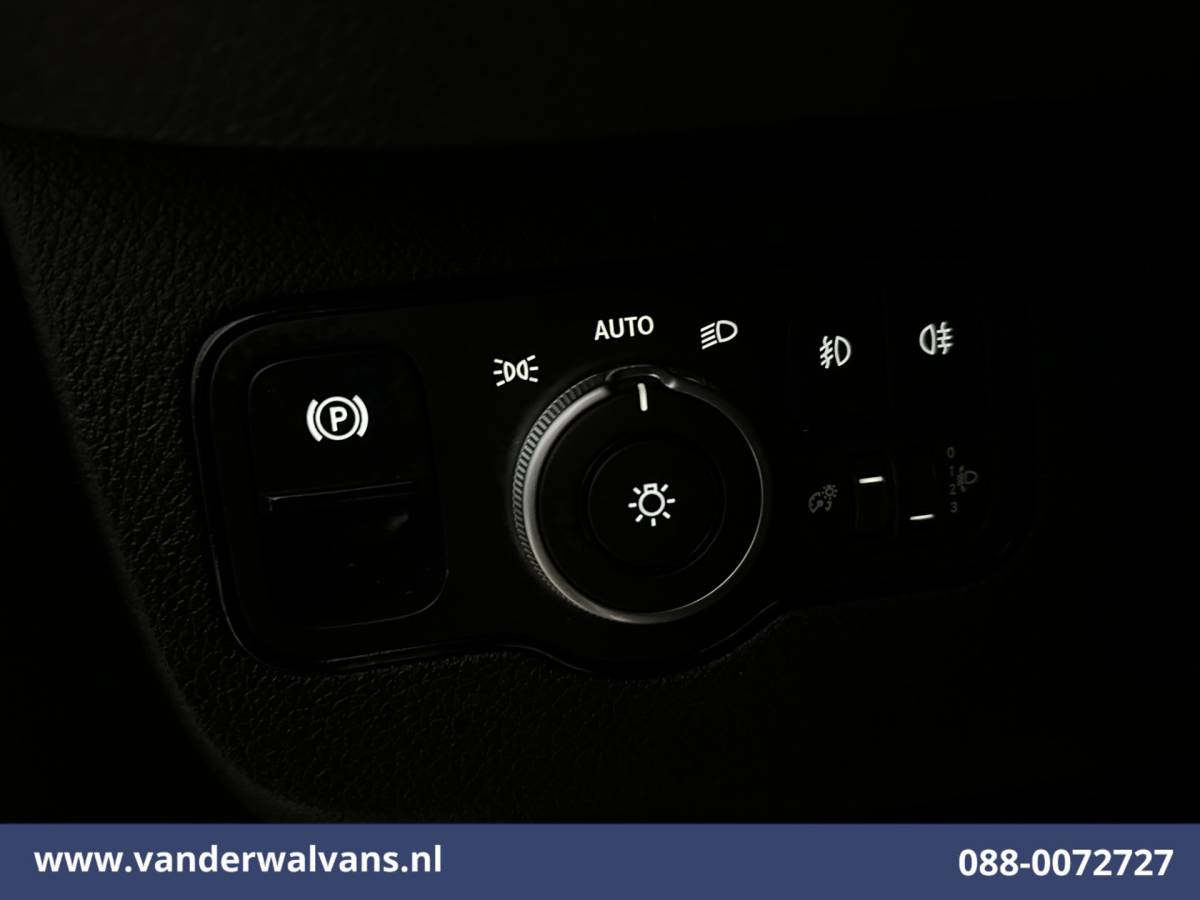 Mercedes-Benz Sprinter Mercedes-Benz Sprinter 315 CDI 150pk L3H2 Euro6 Airco | Camera | Apple Carplay | Cruisecontrol | Chauffeursstoel Android Auto, Stoelverwarming, Bijrijdersbank