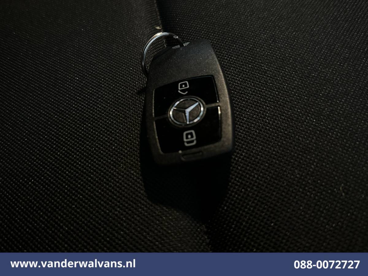 Mercedes-Benz Sprinter Mercedes-Benz Sprinter 315 CDI 150pk L3H2 Euro6 Airco | Camera | Apple Carplay | Cruisecontrol | Chauffeursstoel Android Auto, Stoelverwarming, Bijrijdersbank