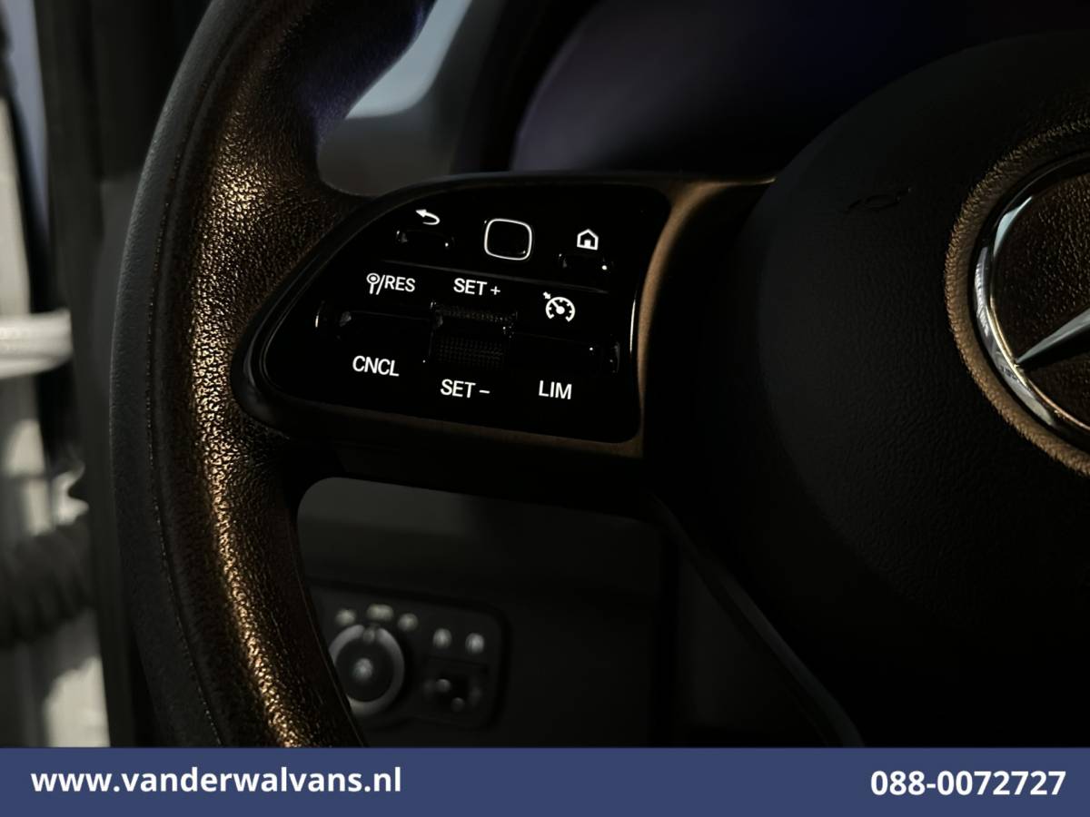 Mercedes-Benz Sprinter Mercedes-Benz Sprinter 315 CDI 150pk L3H2 Euro6 Airco | Camera | Apple Carplay | Cruisecontrol | Chauffeursstoel Android Auto, Stoelverwarming, Bijrijdersbank